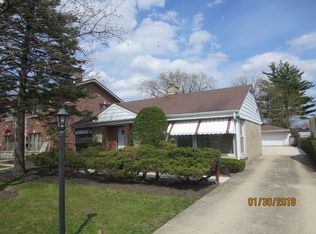 7949 N Nora Ave, Niles, IL 60714