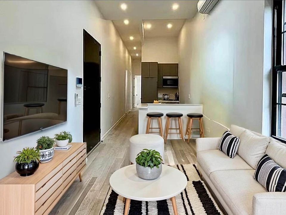 1st image of 174 Meserole St APT 2L