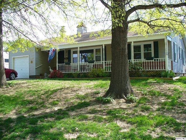 Home for Sale in Quincy, IL $134,900