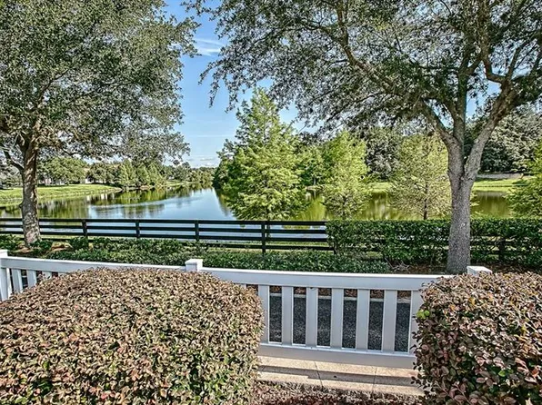 2915 Meadow Lawn Ln, The Villages, FL 32162