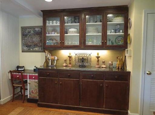 Kitchen built-ins