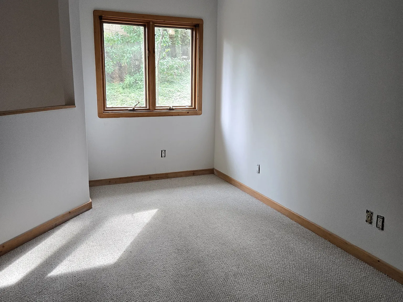 2 bed, 1.5 bath, 1100 sqft, $1,900 — Photo 4