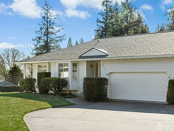 3rd image of 3314 45th Street #16A