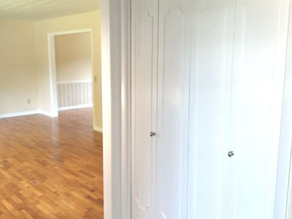 3rd image of 2225 Pamela Pl