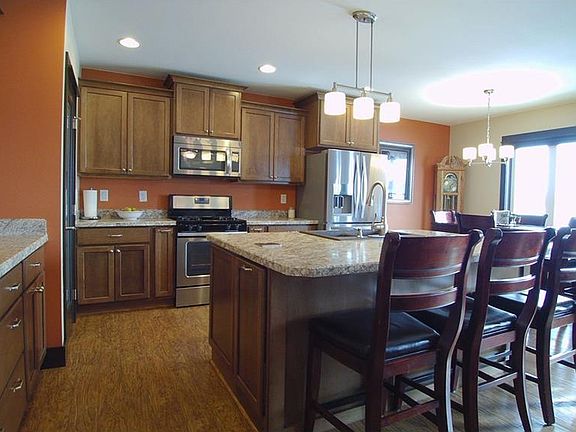 5th image of 41 Wildflower Cir