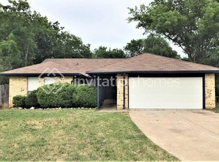 7333 Channel View Dr, Fort Worth, TX 76133
