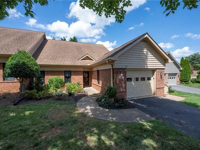 325 Hollybrook Dr, Bermuda Run, NC, 27006