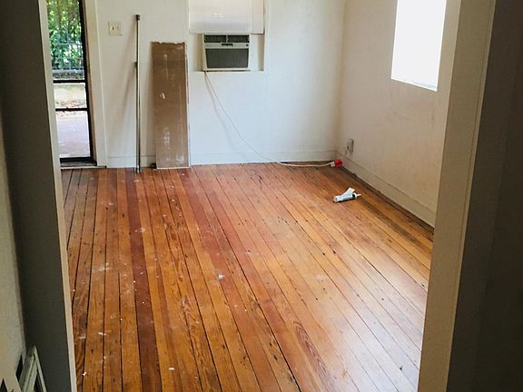 4th image of 4631 Sylvester St #101