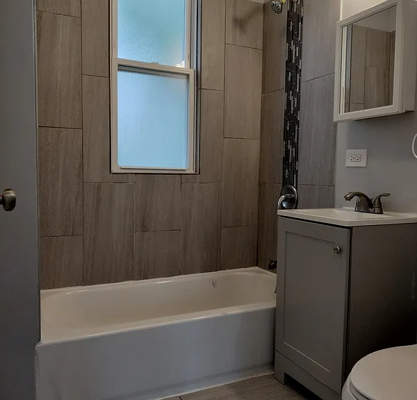 6601 S Green St #817-2 — Photo 8