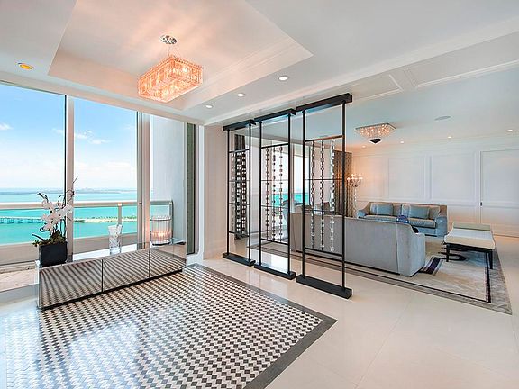 3rd image of 1643 Brickell Ave #Ph4301