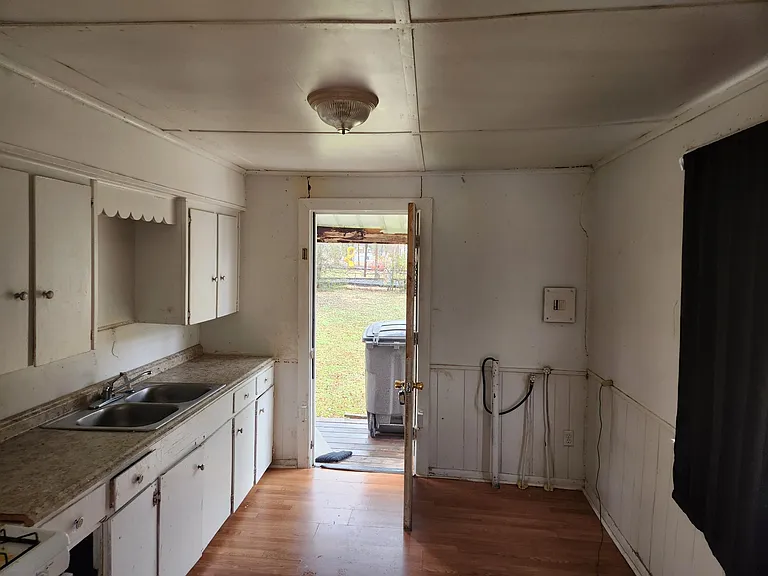 114 Galloway Cir — Photo 4