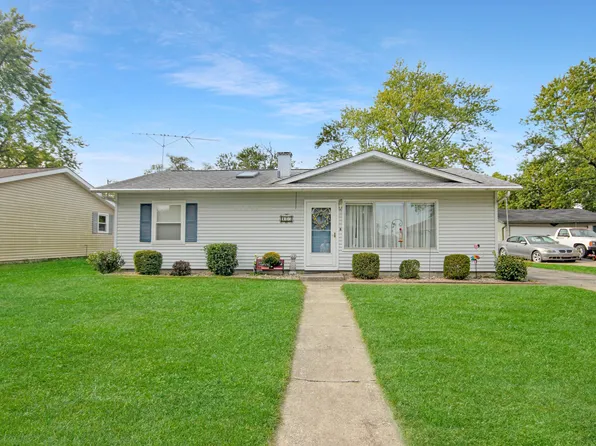 403 Prairie St, Crown Point, IN 46307