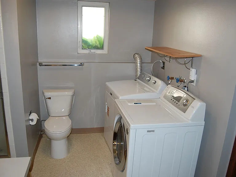 3724 Clover Circle — Photo 19