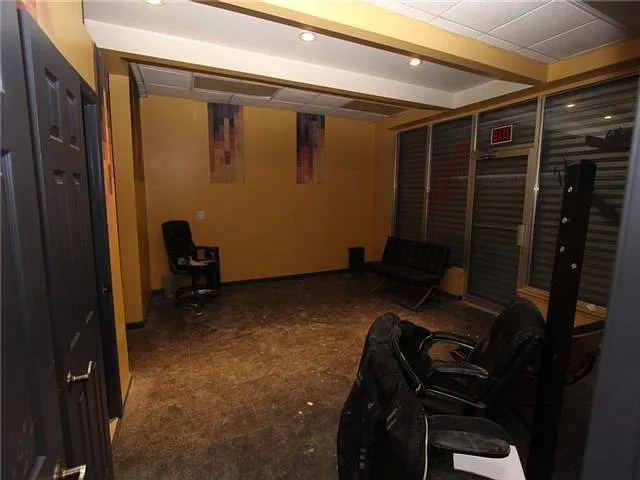 Studio, $3,500 — Photo 4
