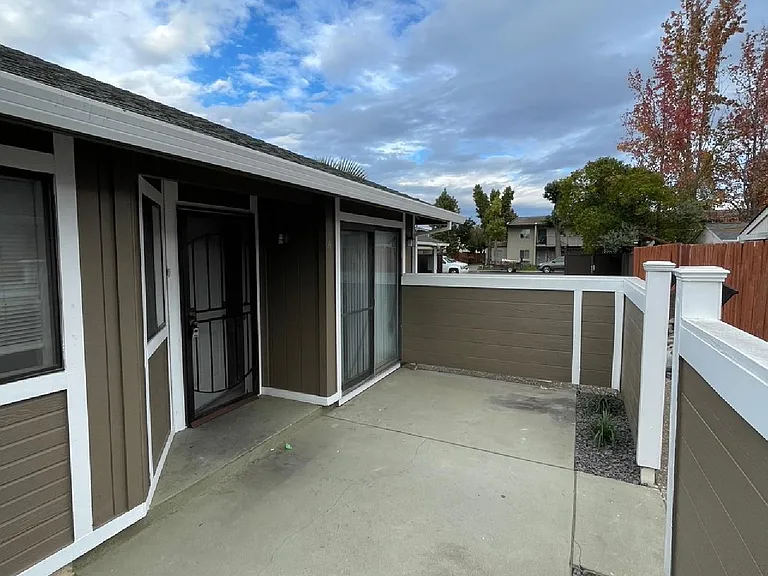 Front entrance unit A