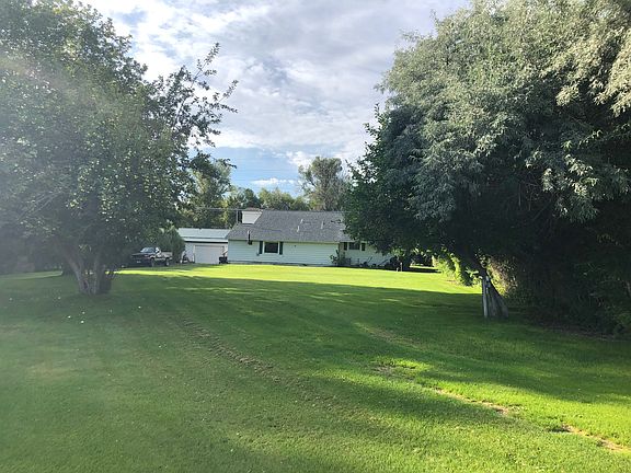 Acre lot mature apple trees