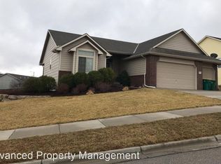424 Haventon Dr, Manhattan, KS 66503