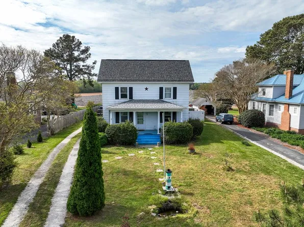 7442 Machipongo Dr, Machipongo, VA 23405