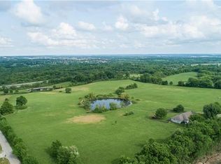 5411 NE 92nd St, Kansas City, MO 64156