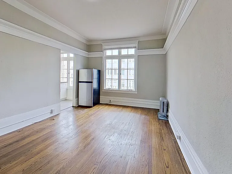 691 O'Farrell Street — Photo 1