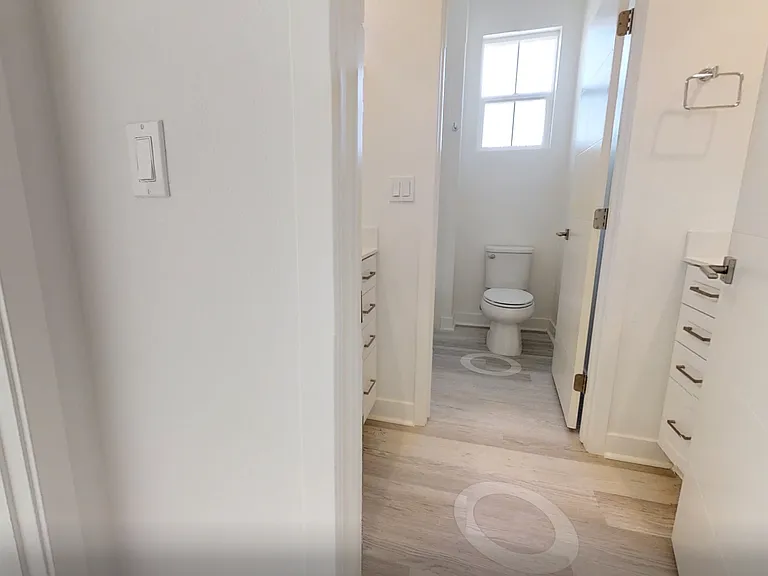 5671 Ekwill St #B — Photo 2