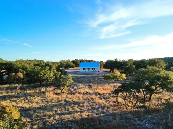 692 Watch Hill Ln, Stonewall, TX 78671