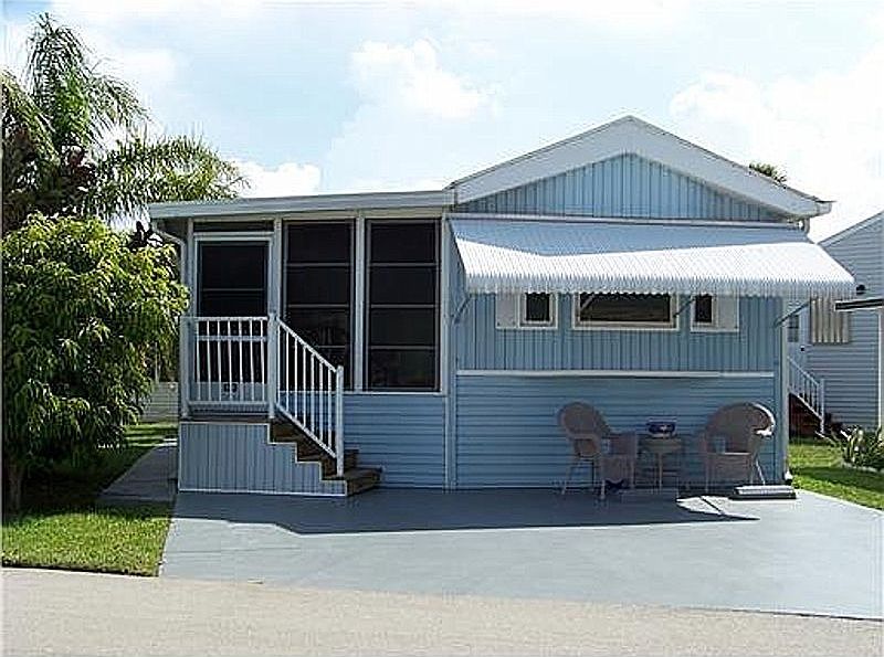 1st image of 133 Nettles Blvd