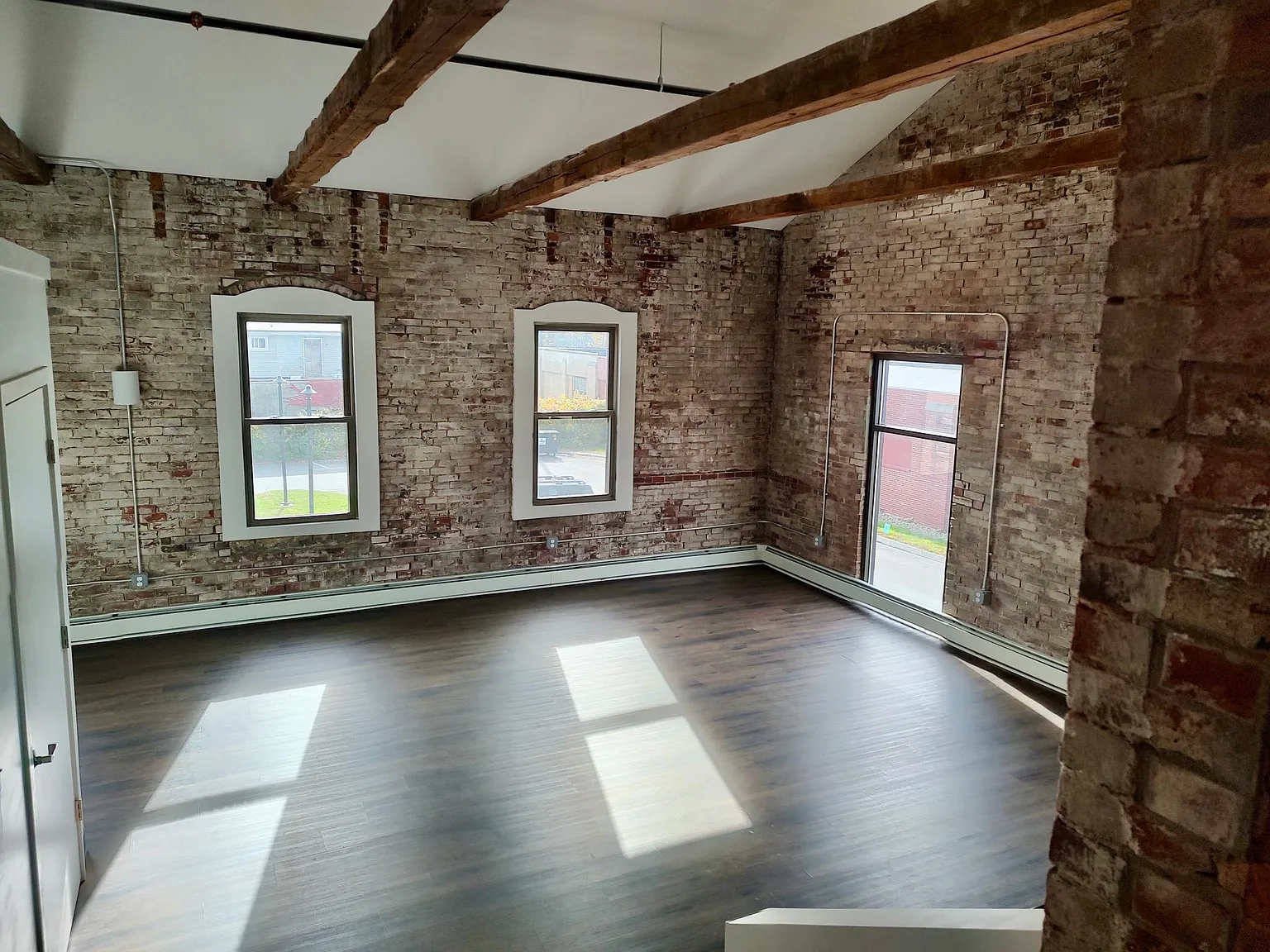 2 bed, 1268 sqft, $2,964 — Photo 2