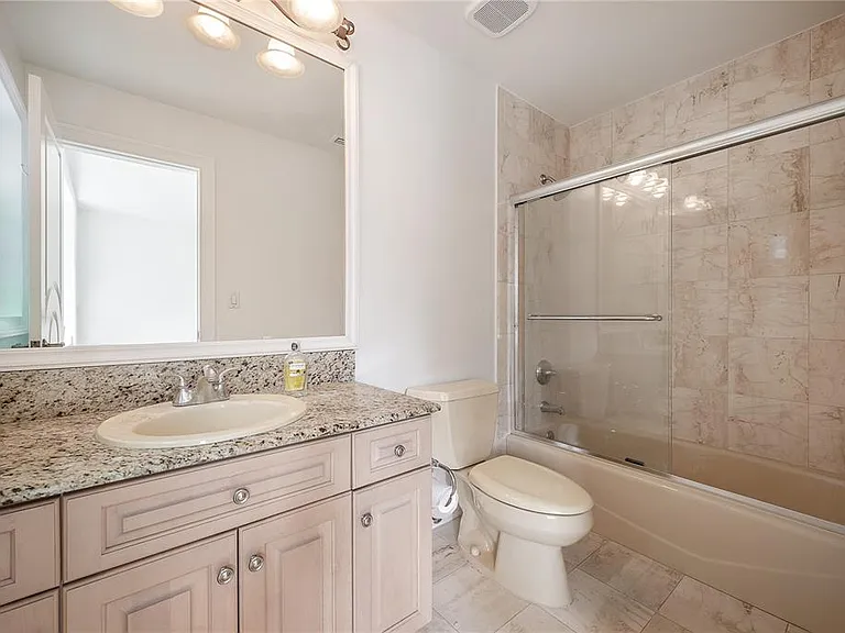 13902 Captains Reef Ct — Photo 32