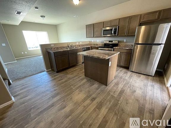 4th image of 7587 Black Spruce Hts #7587