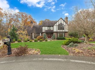 108 Pinehaven Ct, Aliquippa, PA 15001