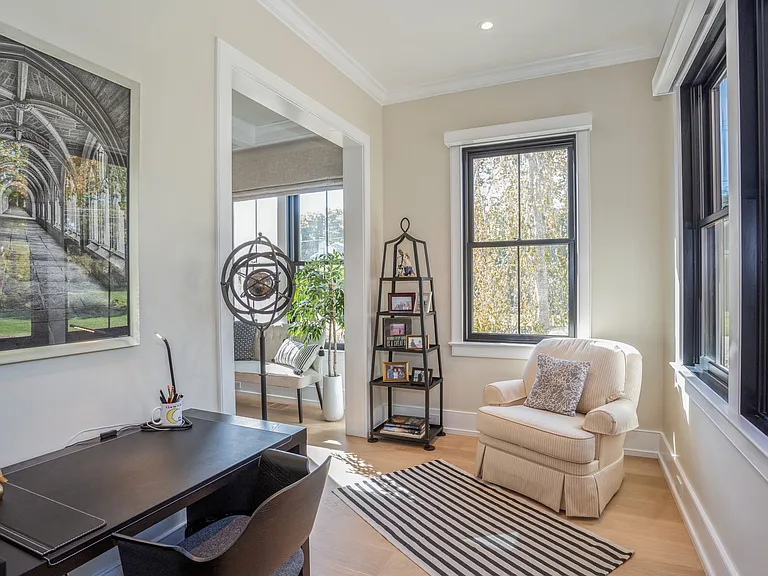 44 Lee Ave — Photo 11