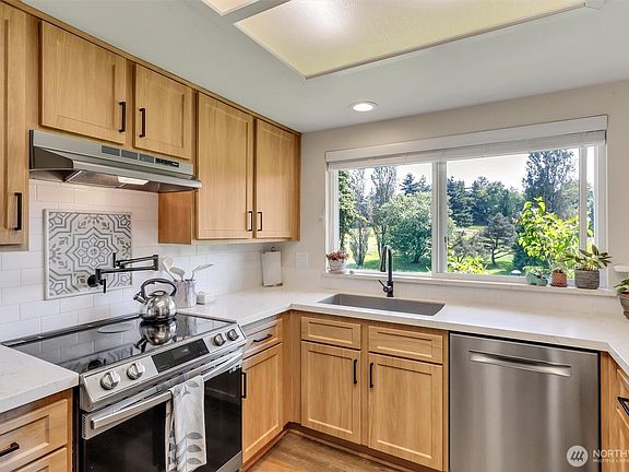 5th image of 8407 18th Avenue W #11-205