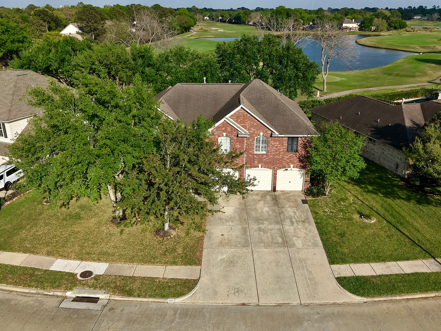 5 bed, 3.5 bath, 4125 sqft, $3,550 — Photo 3