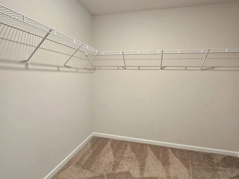 4623 Hazelburn Dr — Photo 4