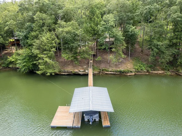 372 County Road 4104, Jasper, AL 35503