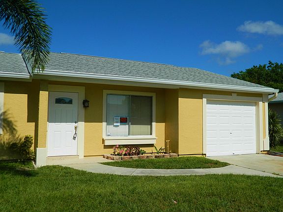 5th image of 2142 SE Watercrest Street