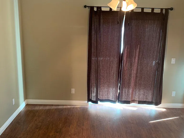 1302 Moreno Way #B — Photo 10