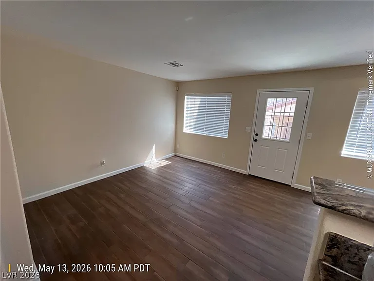 1928 Hodgenville St #102 — Photo 2