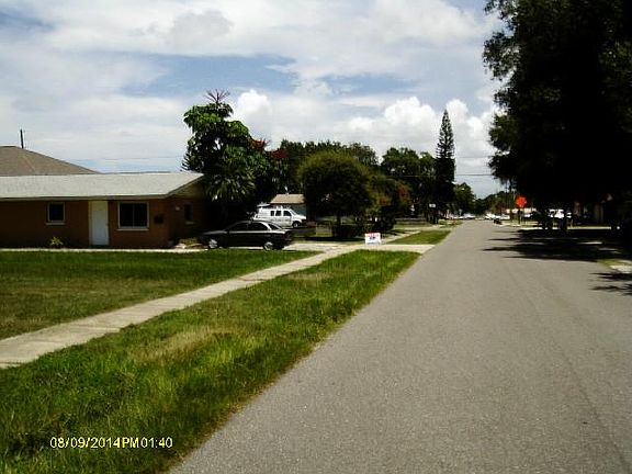 4th image of 7148 65th Way N