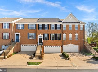 21555 Trowbridge Sq, Ashburn, VA