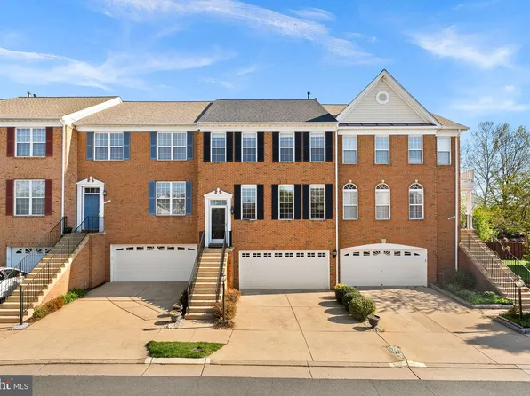 21555 Trowbridge Sq, Ashburn, VA 20147