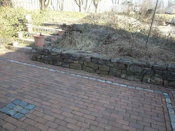 guest house w old brick patio/stone walls old granite steps