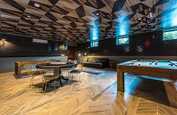 Rented by Nooklyn NYC LLC | media 69