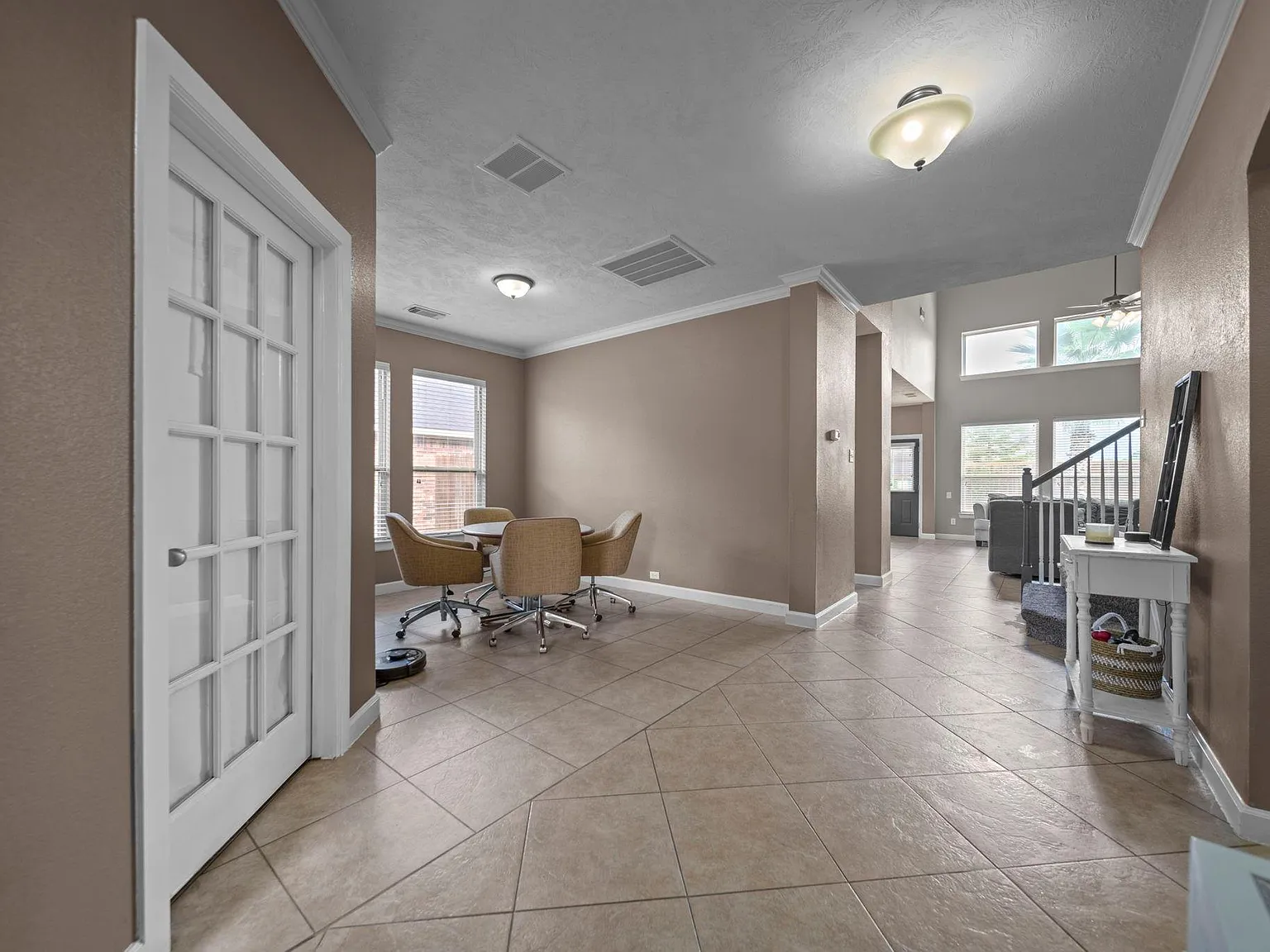 4 bed, 3.5 bath, 2932 sqft, $3,500 — Photo 4
