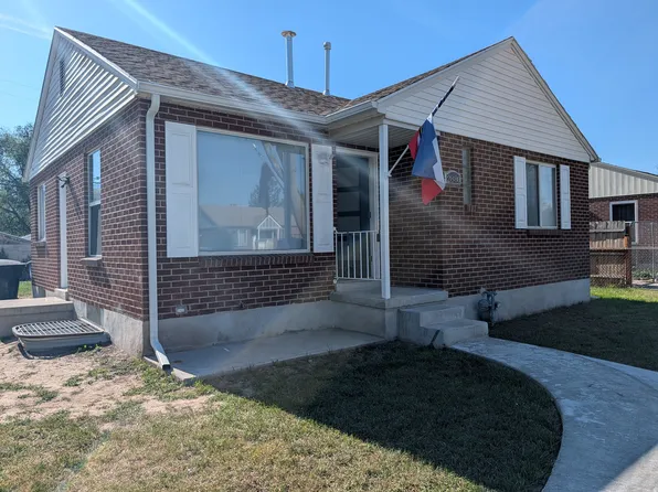 2880 S Merton Way, Magna, UT 84044