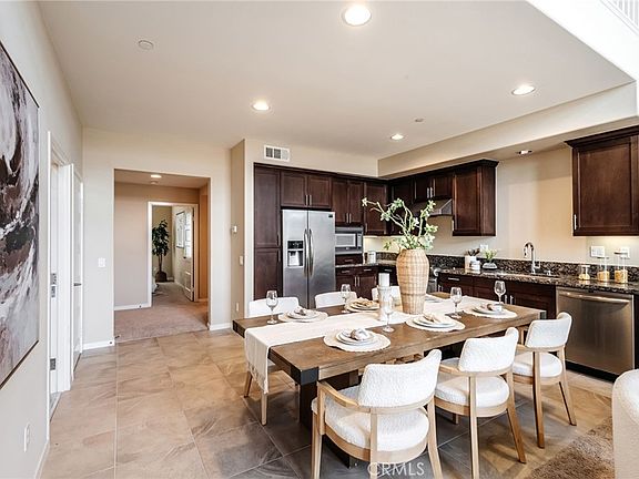 2nd image of 1540 W Artesia Sq Unit D