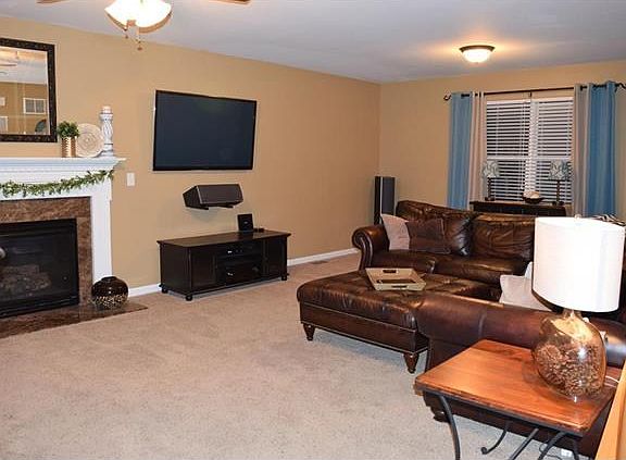 2nd image of 35 Landon Way Ct