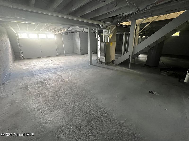 4th image of 1123 Nys Rt 29