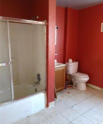 2nd image of 3230 Independence Ave